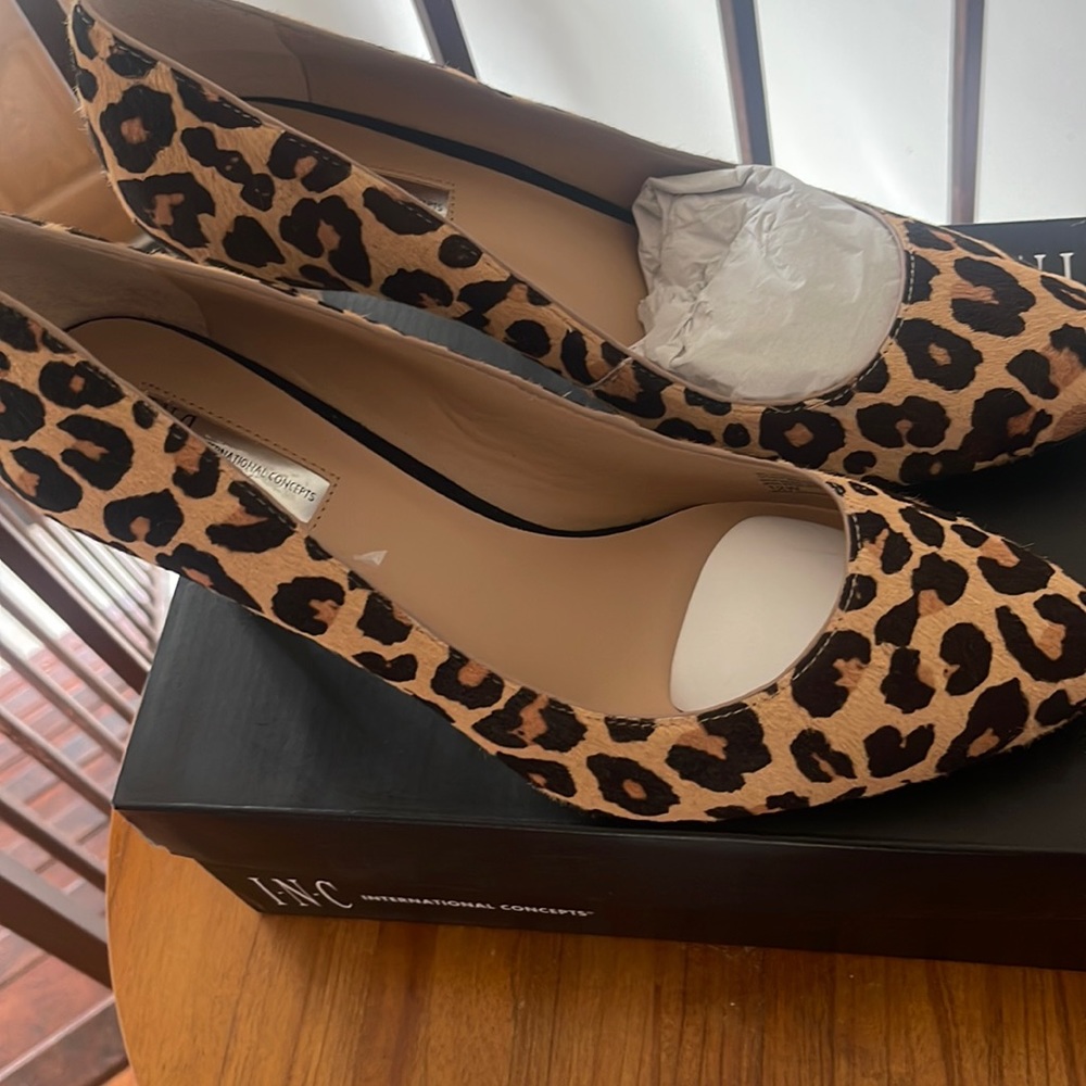 Real fur dyes calf cheetah inc heels size 12w new never worn